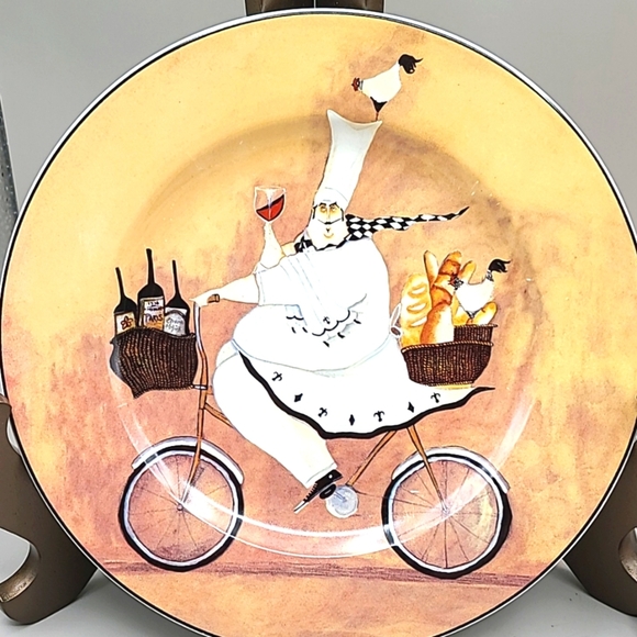 Sakura Table Chefs to Go Set of 4  Dessert Plates with Different Chefs - Picture 2 of 7